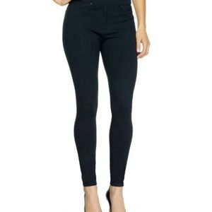 EUC Spanx Signature Ponte Super Skinny